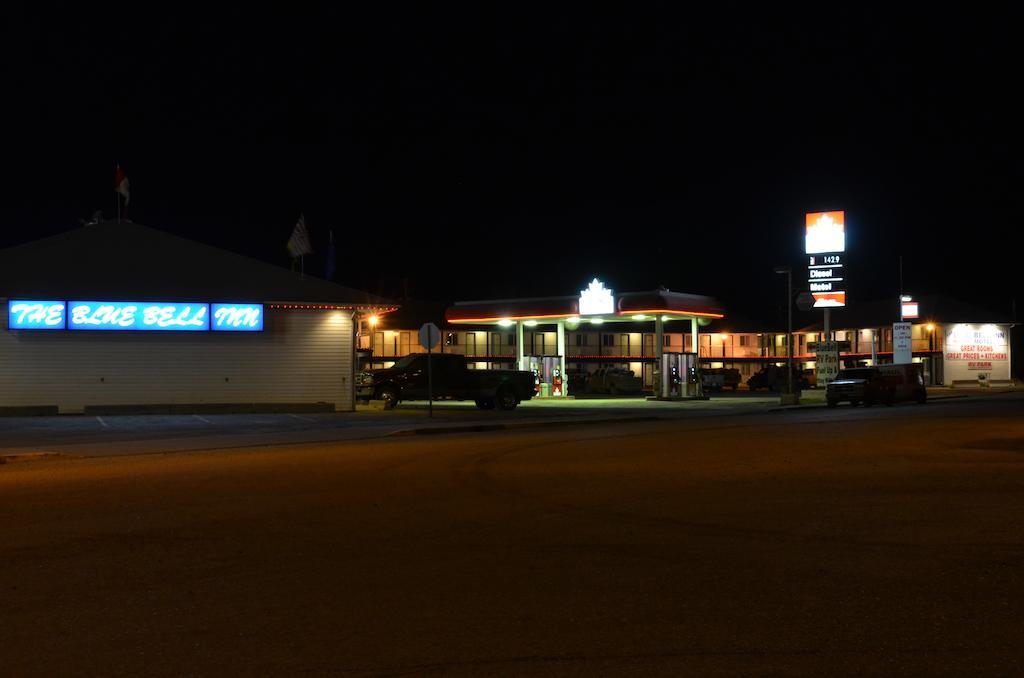 Blue Bell Inn Форт-Нельсон Екстер'єр фото