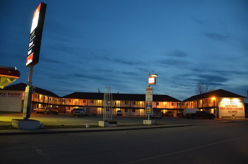Blue Bell Inn Форт-Нельсон Екстер'єр фото